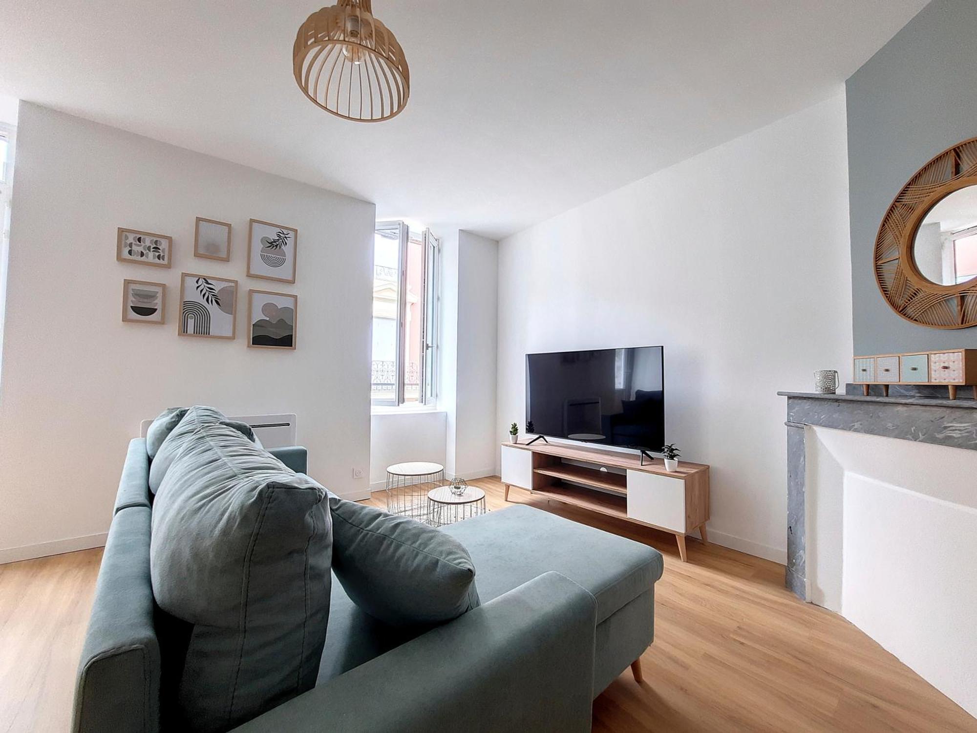 Le Nordique - 2 Chambres - Fibre Wifi - Netflix - Menage Inclus Тарб Екстериор снимка
